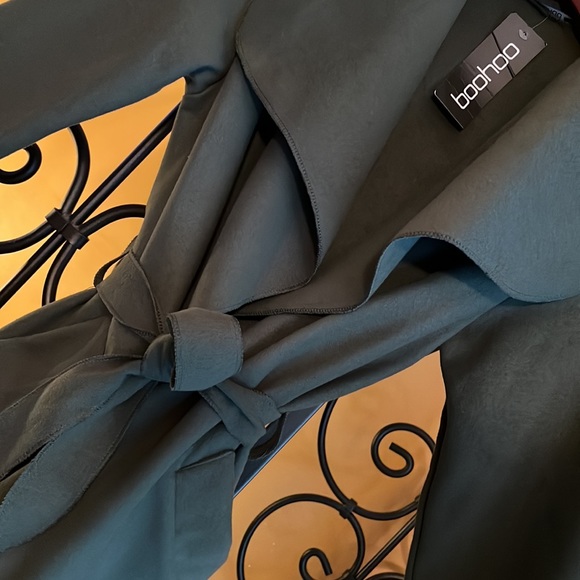 BOOHOO Kate Belted Shawl Collar Coat - Picture 3 of 10